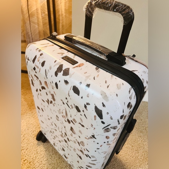 🎉LAST PIECE🎉Calpak Terrazzo 20in Carry-On Luggage Terrazzo - Picture 10 of 16